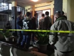 Mayat Perempuan Korban Gantung Diri Dievakuasi