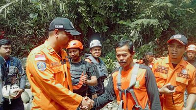 Seorang Lansia Diduga Tenggelam di Sungai Cipelang, Masih Dalam Pencarian Tim Gabungan