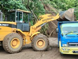 Ruas Jalan Nasional Bagbagan-Kiara Dua, Tertutup Longsor, Akses Dialihkan