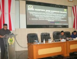 Bupati Sukabumi Paparkan NotaBupati Sukabumi Paparkan Nota Penjelasan Tiga Raperda di Hadapan Sidang Paripurna DPRD Penjelasan Tiga Raperda di Hadapan Sidang Paripurna DPRD