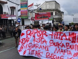 Memanas, PMII Kota Sukabumi Tuntut Kajari Mundur