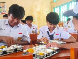 Ribuan Pelajar di Empat Kecamatan Antusias Mengikuti Program Makan Bergizi Gratis