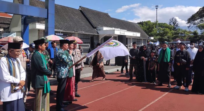 Pemkot Sukabumi Gelar Pawai Tarhib Ramadhan, Ribuan Warga Sambut Bulan Suci dengan Antusias