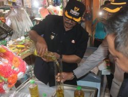 Bupati Sidak Pasar Palabuhanratu, Temukan Dugaan Kecurangan Takaran Minyakita