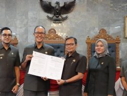 Wali Kota Sukabumi Tanggapi Pemandangan Umum Fraksi-fraksi di Rapat Paripurna DPRD