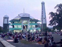 Alun-alun Palabuhanratu Favorit Pengunjung Saat Ramadhan