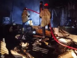 Tragedi Jelang Sahur, Rumah Warga Purabaya Terbakar Hebat