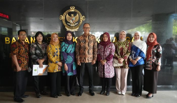 Pemkot Sukabumi Serahkan LKPD 2024, Wali Kota Ayep Zaki Hadiri Acara di BPK Jawa Barat