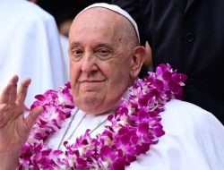 Dunia Berduka Paus Fransiskus Wafat di Usia 88 Tahun