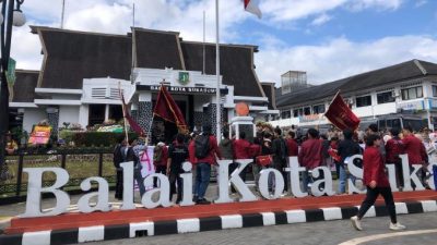 IMM Geruduk Balai Kota, Tuntut Transparansi Program Wakaf