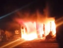 Rumah Warga Bojongjengkol Ludes Terbakar, Pasutri Alami Luka Bakar Serius