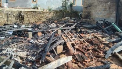 Rumah Panggung di Ciemas Ludes Terbakar, Kerugian Ditaksir Capai Rp25 juta