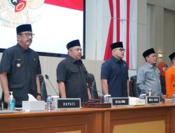 Ini Jawaban Bupati atas Pandangan Fraksi Terkait Pajak dan Retribusi Daerah di Rapat Paripurna ke-12