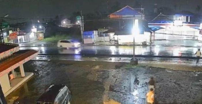 Pedagang Cilok Tewas di Tempat Usai Diseruduk Sepeda Motor Saat Menyeberang Jalan