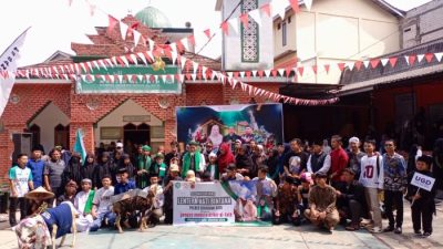 Santri Ponpes Al Fath Tampilkan Kreativitas, Domba Dihias Bak Fashion Show Jelang Idul Adha
