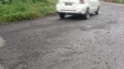 Tuai Protes Warga, Perbaikan Jalan Cipanas 1 Sukabumi Dikerjakan Asal-asalan