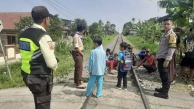 Dua Pelajar Kritis Tersambar KA Siliwangi di Sukabumi