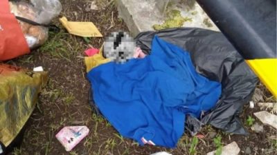 Bayi Malang Ditemukan Terbungkus Kresek di Pinggir Jalan