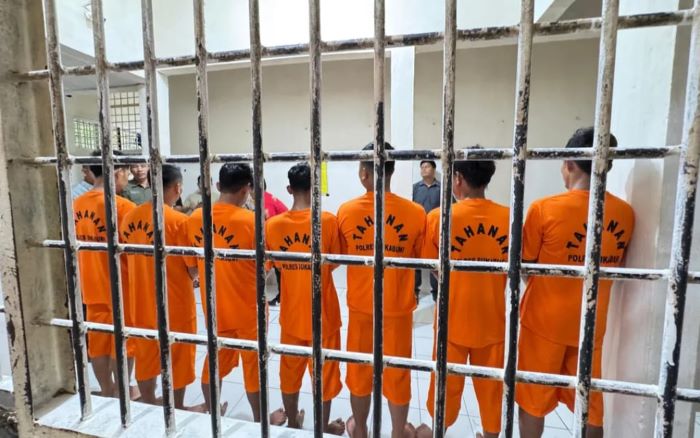Polres Sukabumi Tahan 7 Tersangka Perusakan Rumah Singgah Retret di Cidahu