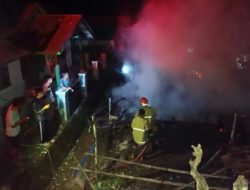Dini Hari Mencekam Dua Rumah di Sagaranten Ludes Terbakar, 8 Warga Kehilangan Tempat Tinggal