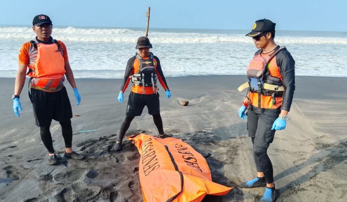 Nelayan Tegalbuleud Ditemukan Meninggal di Pantai Ciroyom, Usai Dihantam Ombak