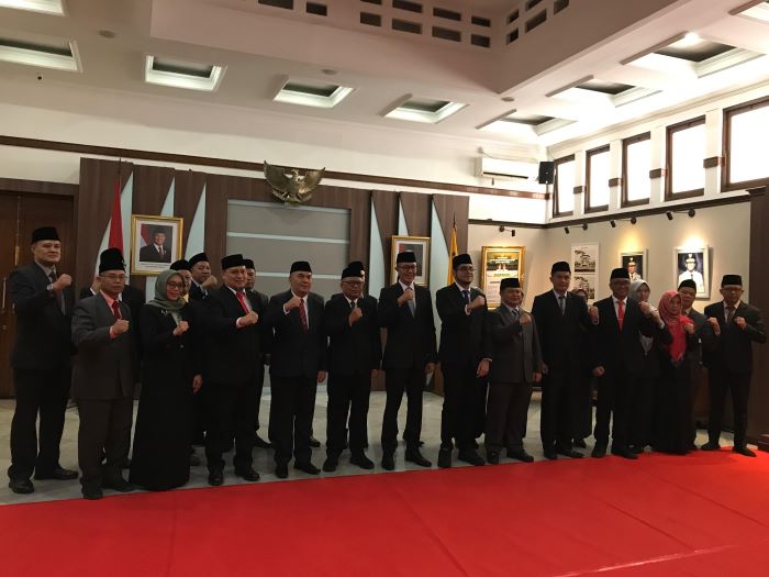 ‎Wali Kota Sukabumi Rotasi Eselon 2 dan 3, Tegaskan Profesionalisme dan Siapkan Open Bidding Dinkes–Disdik