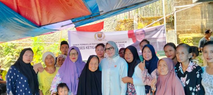 Reses di Dua Desa, Dilla Nurdian Fokus pada Keluhan BPJS dan Perbaikan Mushola