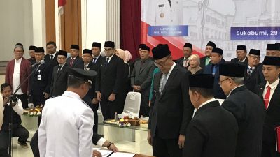 Pemkot Sukabumi Lantik 130 Pejabat Struktural, Wali Kota Ayep Zaki Tekankan Profesionalisme dan Integritas
