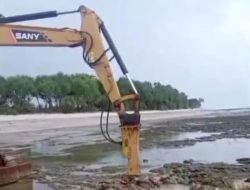 Aktivitas Alat Berat di Pantai Minajaya Dihentikan, PT BSM Belum Kantongi Izin