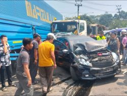 Kecelakaan Beruntun di Cibadak, Truk Rem Blong Libatkan Enam Kendaraan