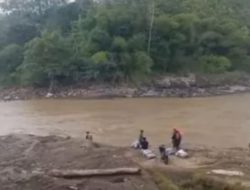 Pencarian Dua Anak Tenggelam di Sungai Cimandiri Terkendala Cuaca Buruk