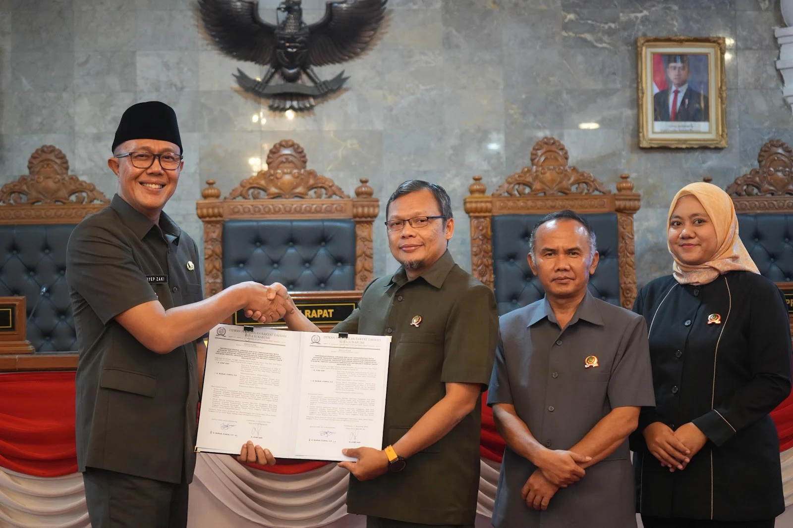 Wali Kota Sukabumi Tanggapi Pandangan Umum Fraksi DPRD Soal Raperda APBD 2026