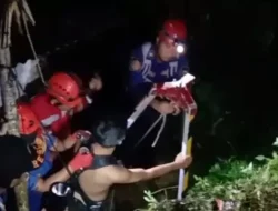 ODGJ Terjun ke Sumur di Cibadak, Damkar Sukabumi Berhasil Lakukan Evakuasi Dramatis