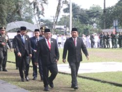 Peringatan Hari Pahlawan 2025, Bupati Sukabumi Pimpin Upacara