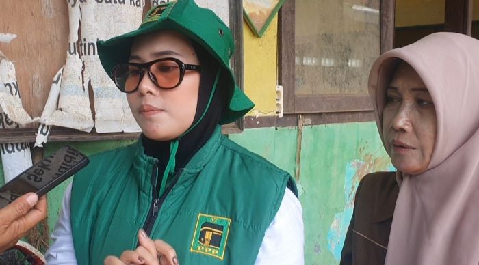 Tinjau Dampak Bencana, Dila Nurdian Soroti Kondisi SDN Cikahuripan Usai Banjir Bandang