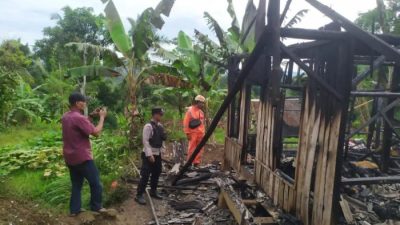 Rumah Dilalap Api di Pabuaran Sukabumi, Penyebab Masih Diselidiki
