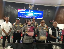 Gerebek Ruko di Sukabumi, Polisi Amankan Ratusan Ekstasi dan Alat Cetak