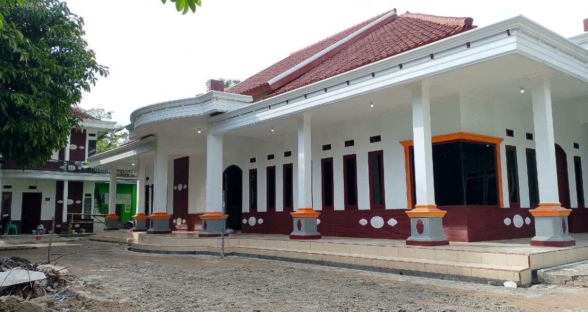 Desa Wanasari Fokus Bangun Jalan dan Berdayakan Ekonomi Warga di Tahun 2025