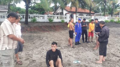 Dua Pelancong Asal Bogor Alami Kecelakaan Laut di Pantai Sunset