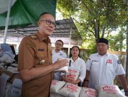 Tinjau GPM Cisarua, Wali Kota Sukabumi Jamin Pasokan Bapok Aman Hingga Puasa
