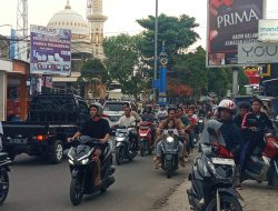 Semarak Ramadan di Selatan Sukabumi, Bundaran Surade Tak Pernah Sepi Saat Sore