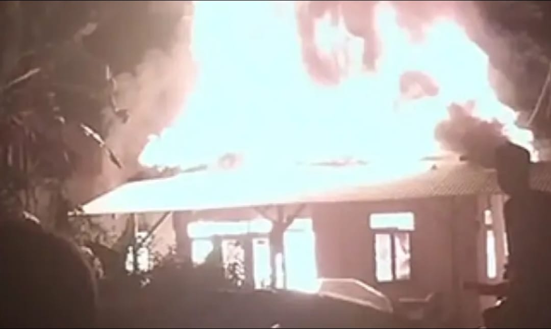 Aksi Penyelamatan Bayi 6 Bulan dari Kebakaran, Sang Ayah Alami Luka Bakar Demi Sang Anak