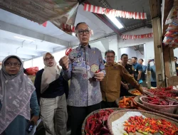 Pantau Fluktuasi Harga di Pasar Pelita, Pemkot Sukabumi Antisipasi Lonjakan Jelang Idulfitri