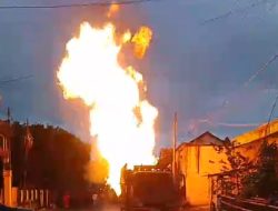 Truk LPG 3 Kg Ludes Terbakar di Jalur Citarik, Sopir Selamat dari Kobaran Api