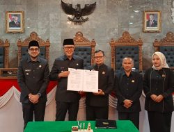DPRD Kota Sukabumi Sahkan LKPJ 2025, Tekankan Optimalisasi PAD hingga Rp123 Miliar,
