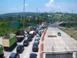Bocimi Seksi 2 Padat Merayap, Ribuan Kendaraan Pribadi Serbu Destinasi Wisata Sukabumi Siang Ini