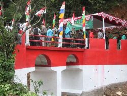 Resmikan Jembatan Garuda, Danrem 061/SK dan Bupati Sukabumi Beri Kado Infrastruktur untuk Warga Lengkong