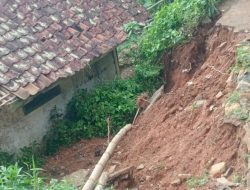 Hujan Tak Berhenti, P2BK Purabaya Ingatkan Waspada Pergerakan Tanah di Kampung Cirajeg