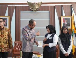 Wali Kota Sukabumi Lepas 50 Calon Pekerja Migran ke Turki dan Kuwait