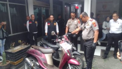 Modus Bawa Anak, Pasutri Pelaku Curanmor di Sukabumi Ditangkap Polisi